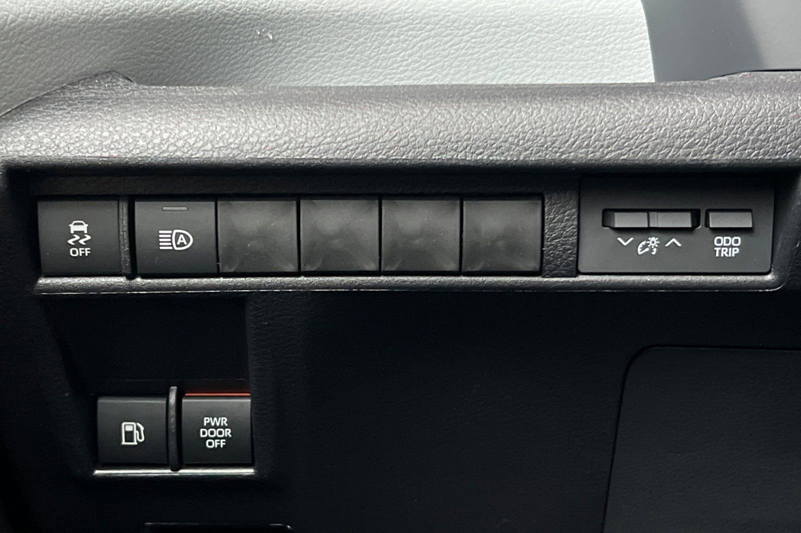 New 2026 Toyota Sienna LE image 30