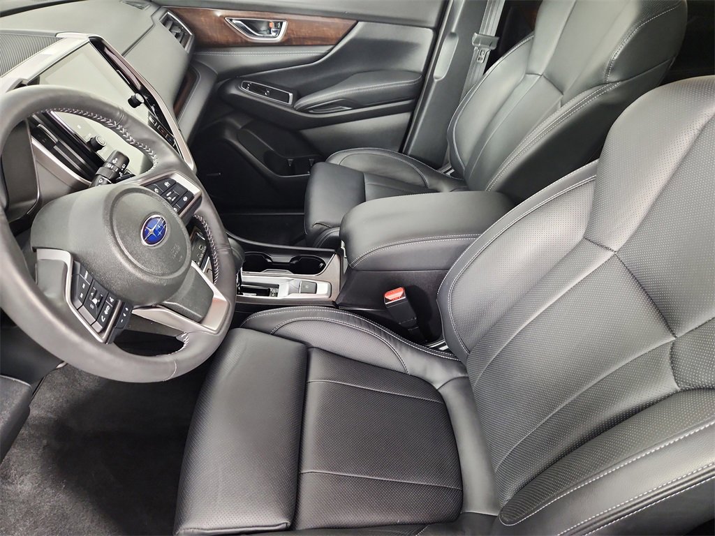 Used 2023 Subaru Ascent Touring image 10