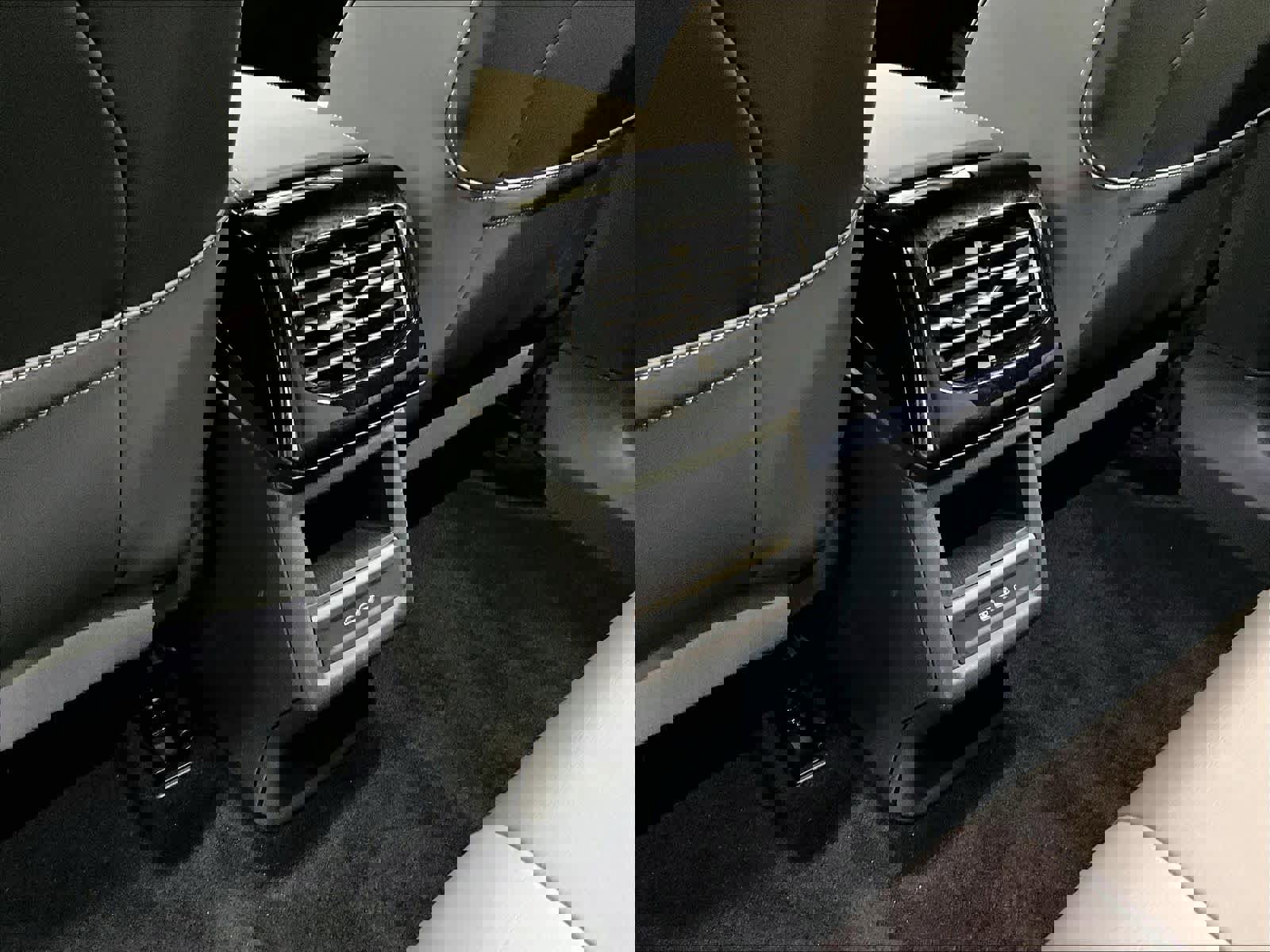 Used 2023 Volkswagen ID.4 Pro image 35