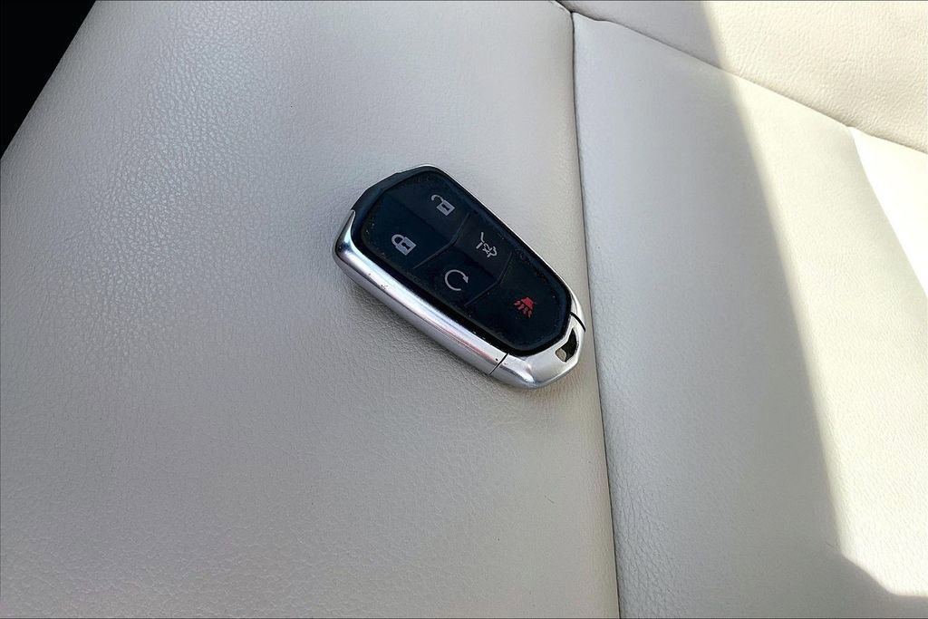 Used 2018 Cadillac XT5 FWD image 35