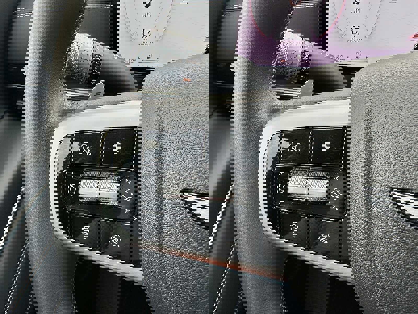 Used 2025 Genesis GV80 2.5T Standard image 33