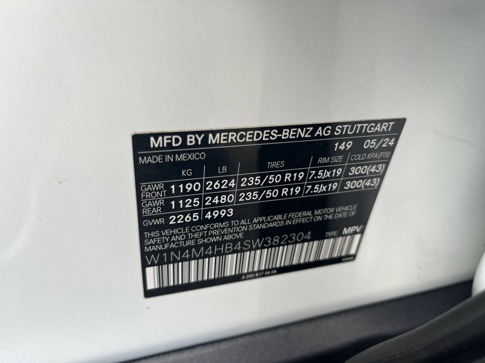 Used 2025 Mercedes-Benz GLB 250 4MATIC image 30