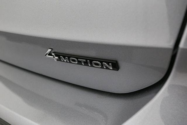 Certified 2024 Volkswagen Taos SE image 15