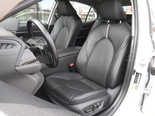 Used 2023 Toyota Camry XSE image 17