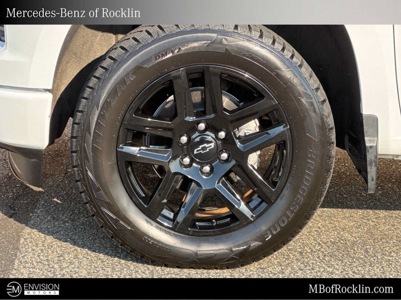 Used 2023 Chevrolet Silverado 1500 RST AWD/4WD image 25