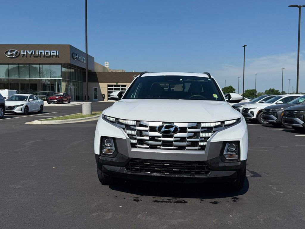 Used 2022 Hyundai Santa Cruz SEL w/ Activity Package FWD image 2