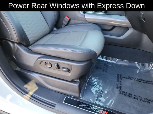 Used 2025 Chevrolet Silverado 2500 ZR2 w/ Technology Package image 24