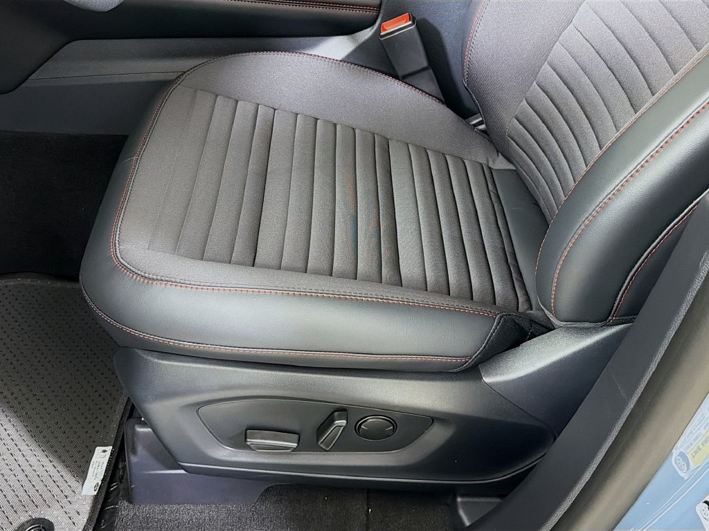 New 2026 Ford Explorer ST-Line RWD image 21