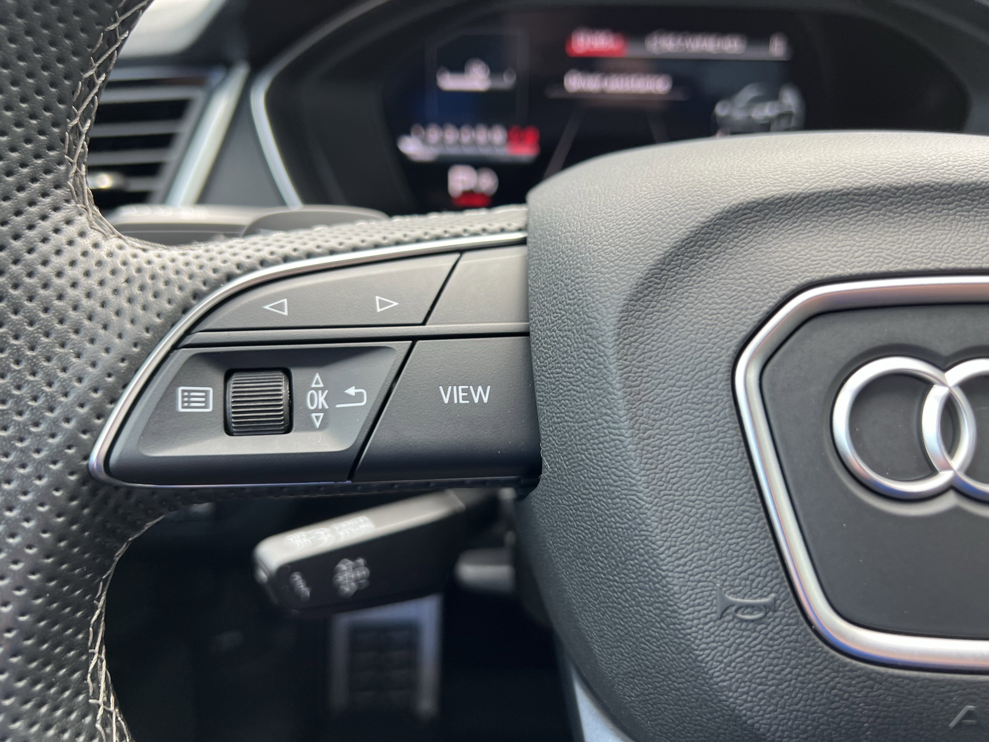 Used 2022 Audi SQ5 Premium Plus image 19