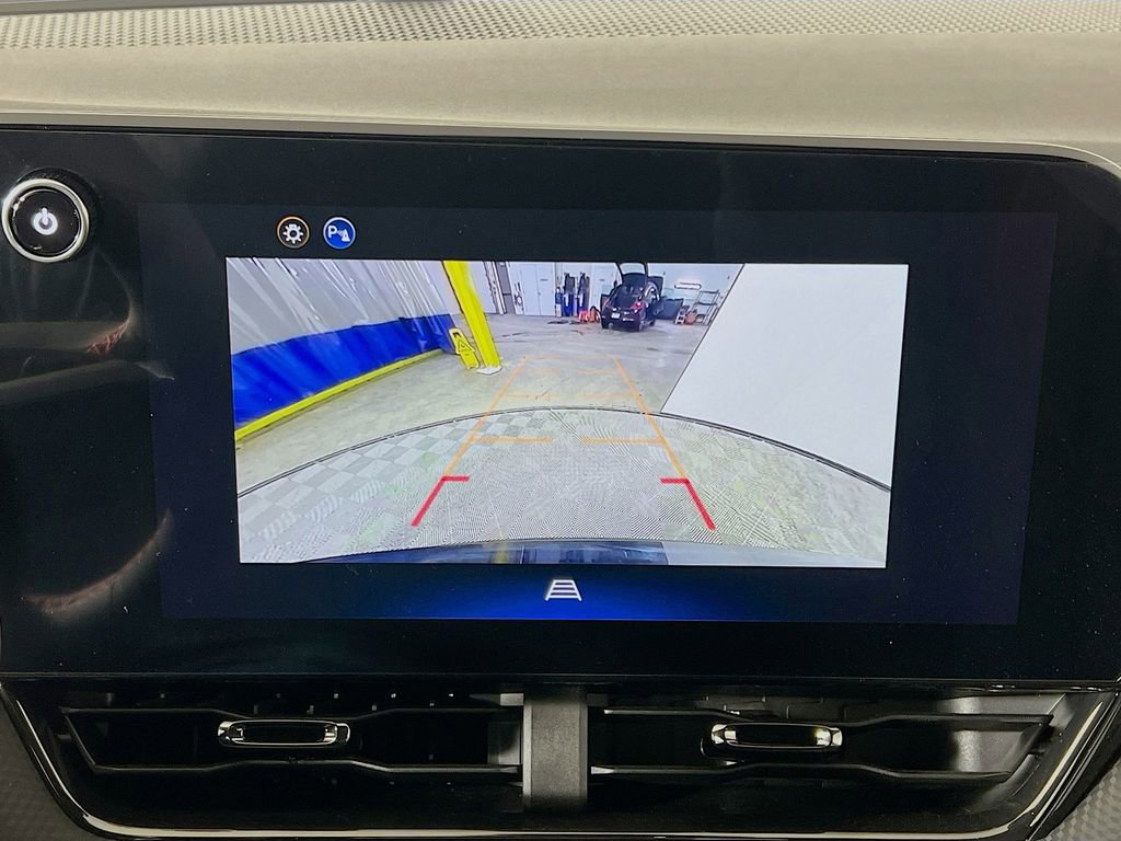 New 2026 Chevrolet Equinox RS image 14