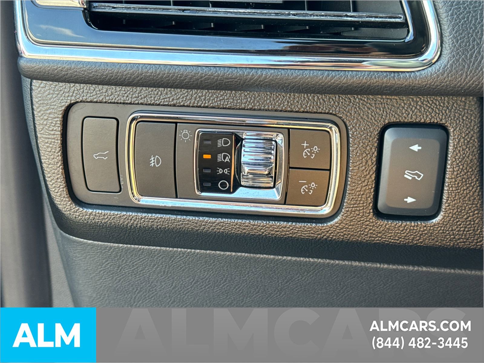 Used 2024 Lincoln Navigator Reserve w/ Monochromatic Package image 42