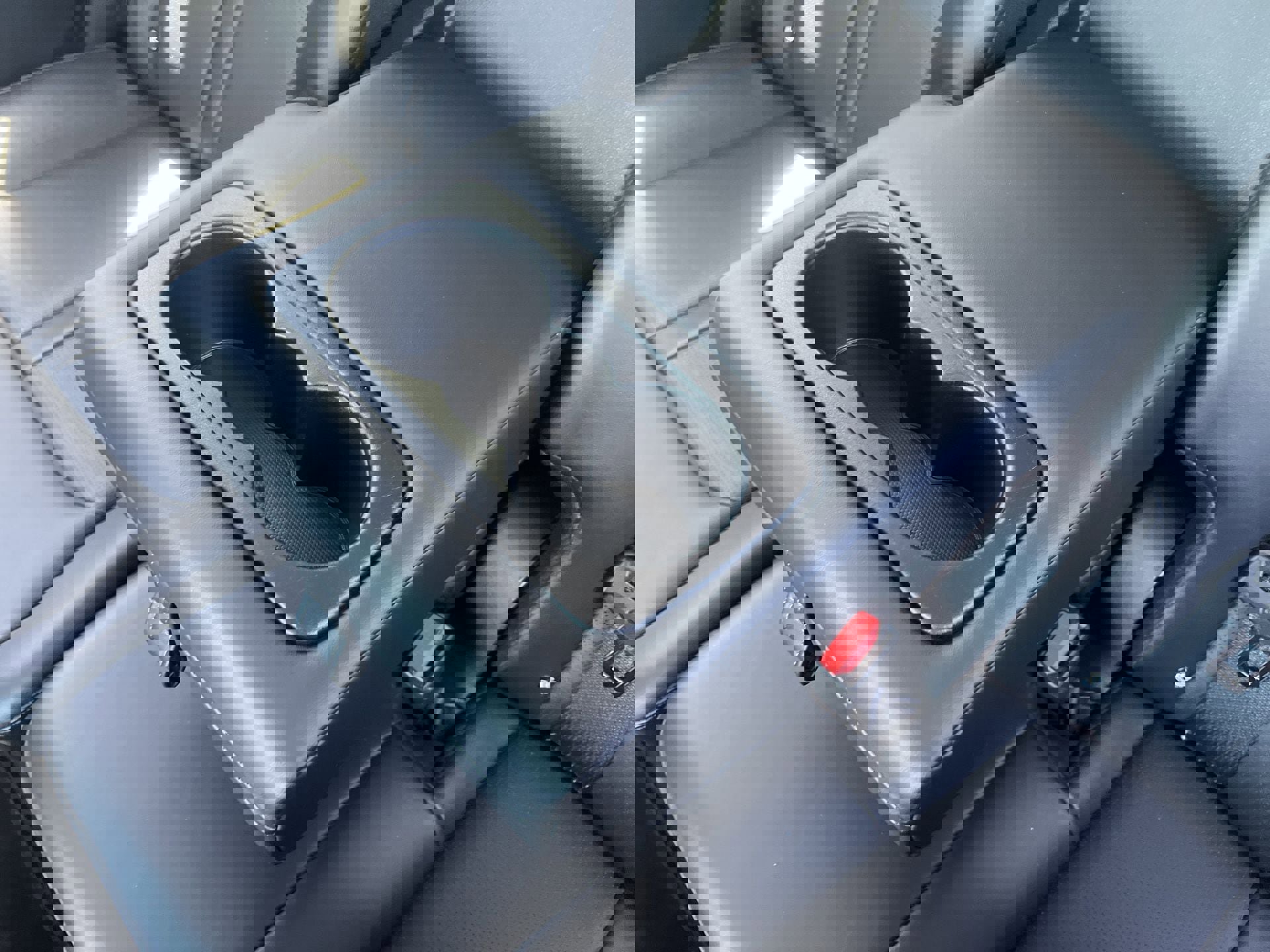 Used 2024 Kia Sorento S image 18