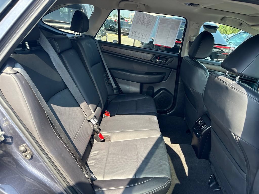 Used 2017 Subaru Outback 2.5i Limited AWD/4WD image 11
