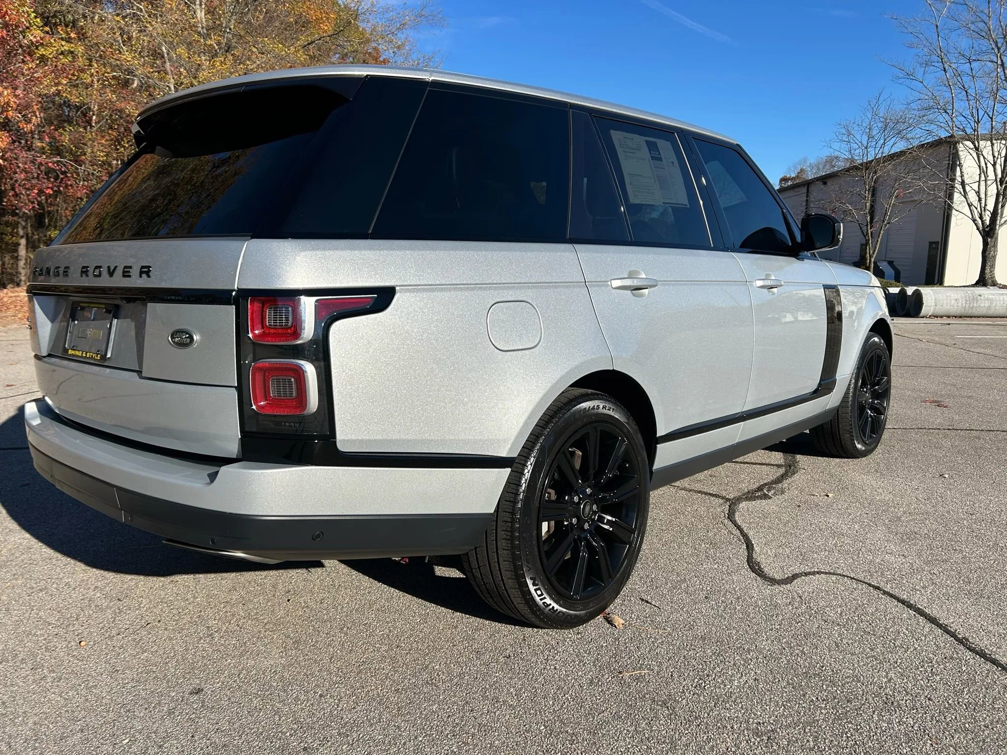 Used 2021 Land Rover Range Rover Westminster Edition image 3
