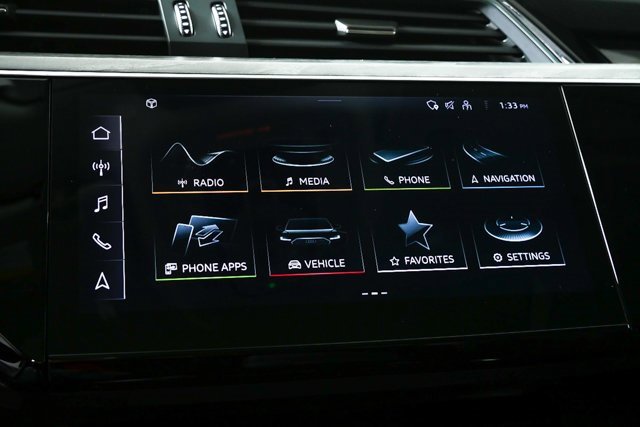 Used 2024 Audi Q8 e-tron Premium Plus image 15