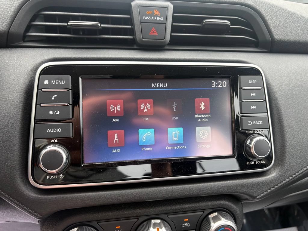 Used 2025 Nissan Versa S w/ Trunk Package FWD image 3