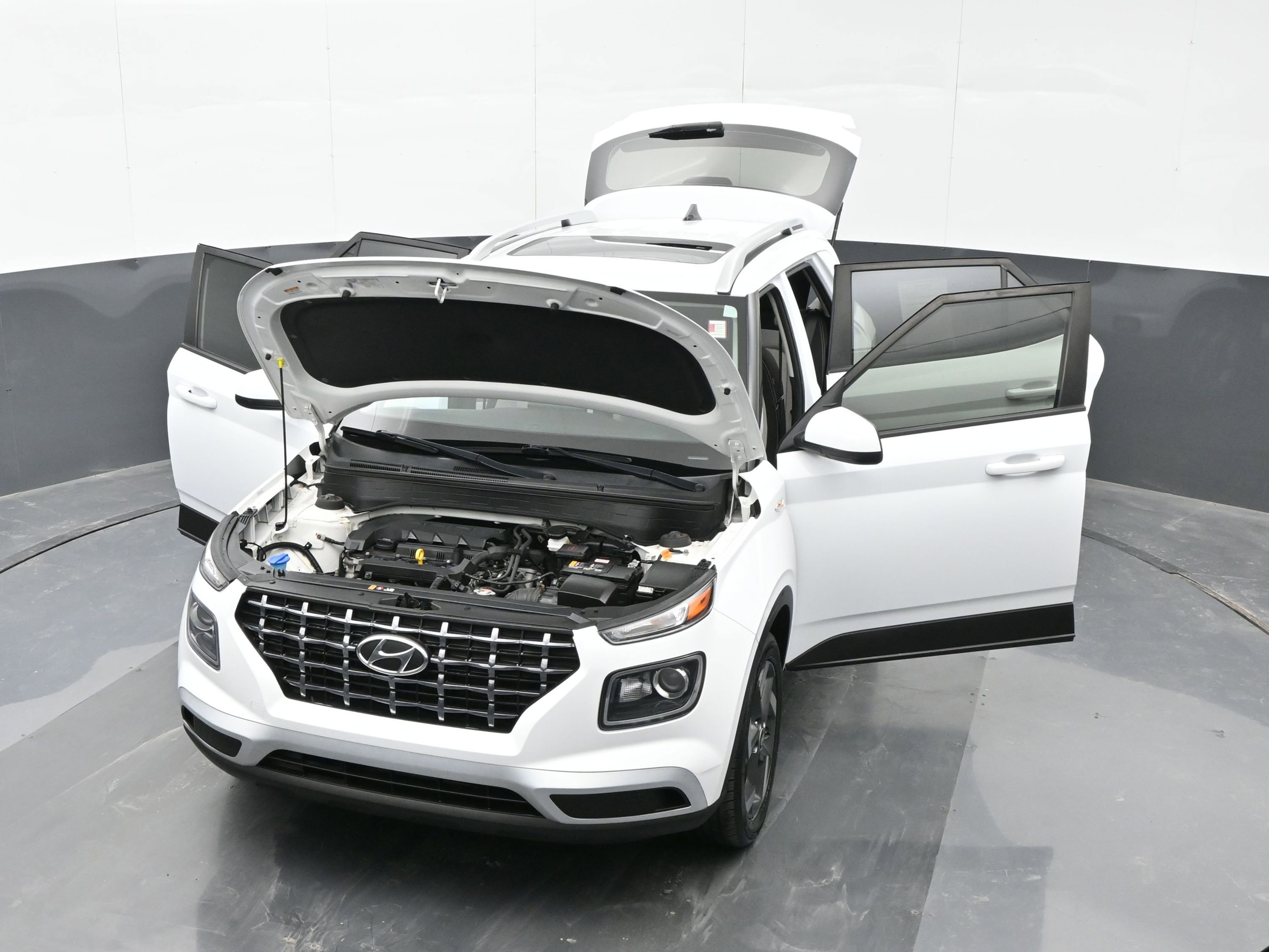 Certified 2022 Hyundai Venue SEL image 47