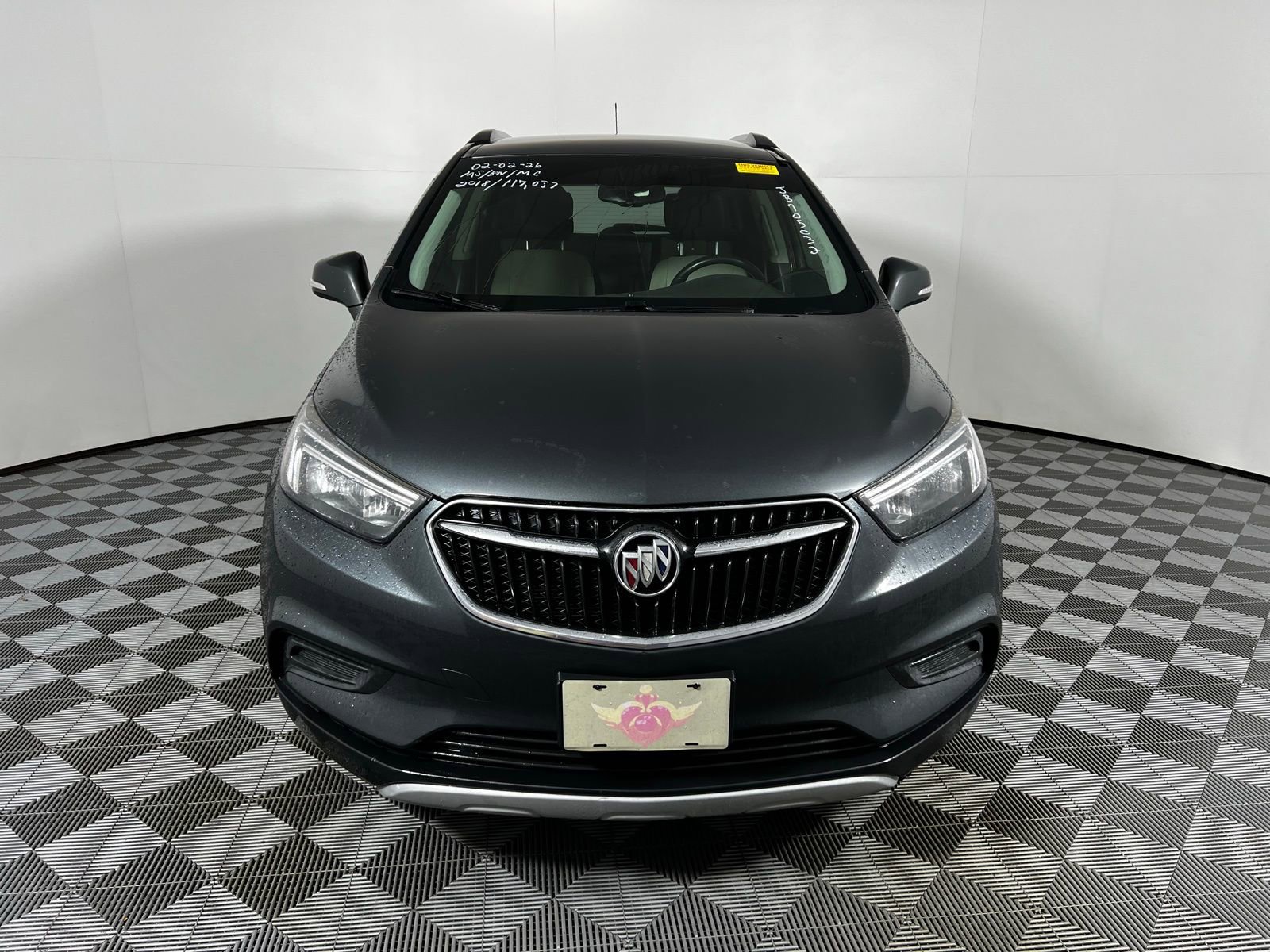 Used 2018 Buick Encore Preferred image 2