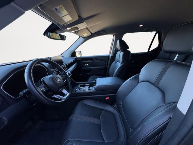 Certified 2025 Honda Pilot EX-L image 9