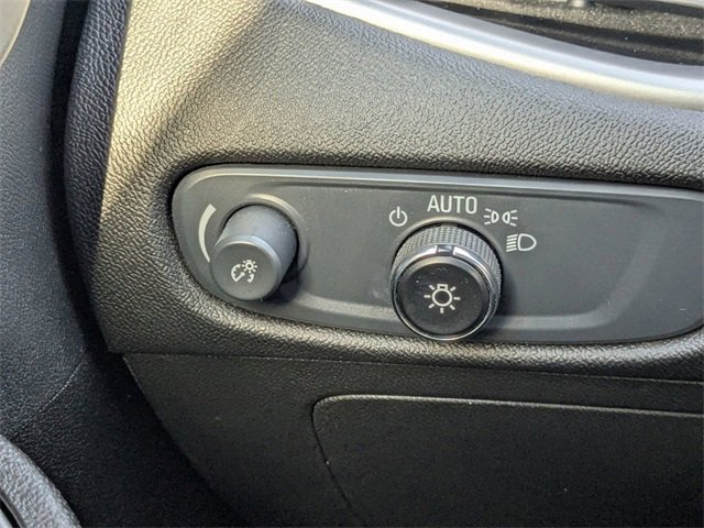 Used 2025 Chevrolet Malibu LT image 25