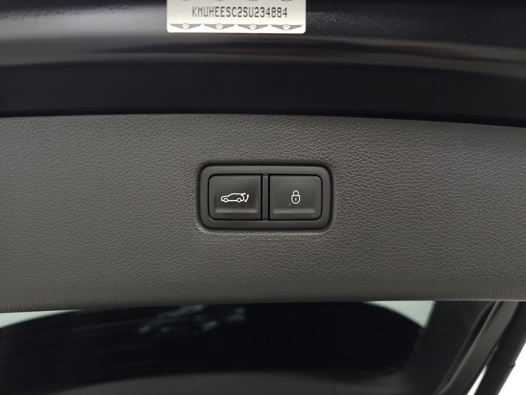 Used 2025 Genesis GV80 3.5T Prestige AWD/4WD image 10