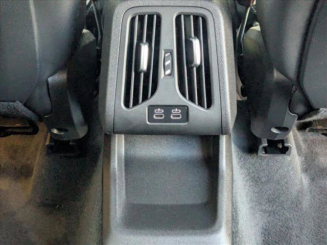 Used 2025 BMW X1 M35i w/ Premium Package image 17