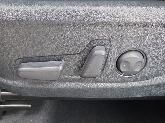 Used 2023 Kia Soul GT-Line w/ GT-Line Technology Package FWD image 12
