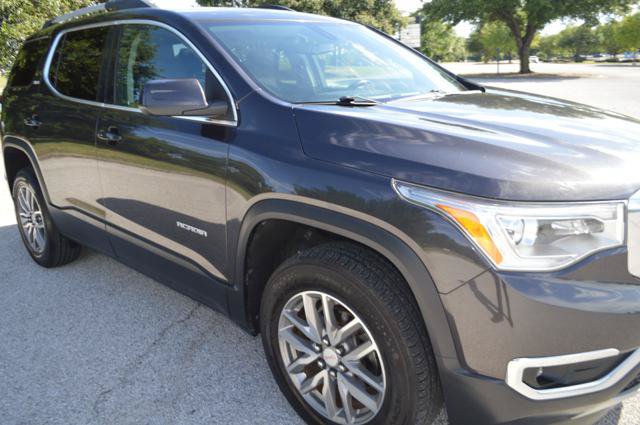 Used 2017 GMC Acadia SLE w/ Driver Alert Package I FWD image 4