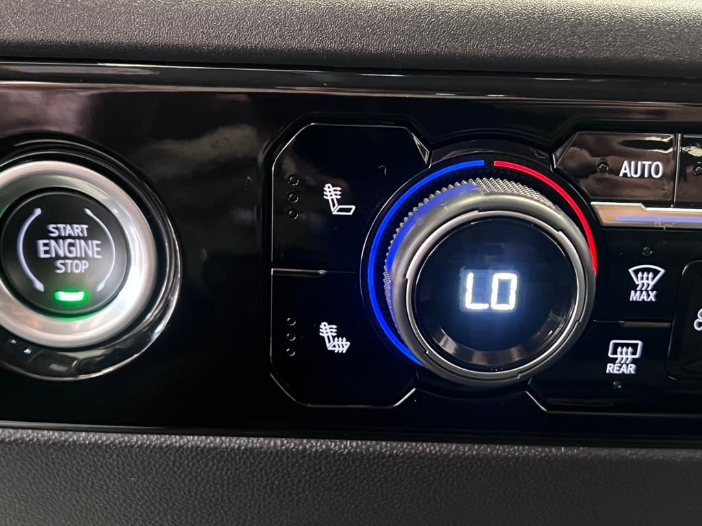 Used 2022 Chevrolet Silverado 1500 LT image 30