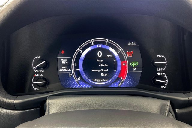 Used 2022 Lexus LX 600 4WD w/ Luxury Package image 23