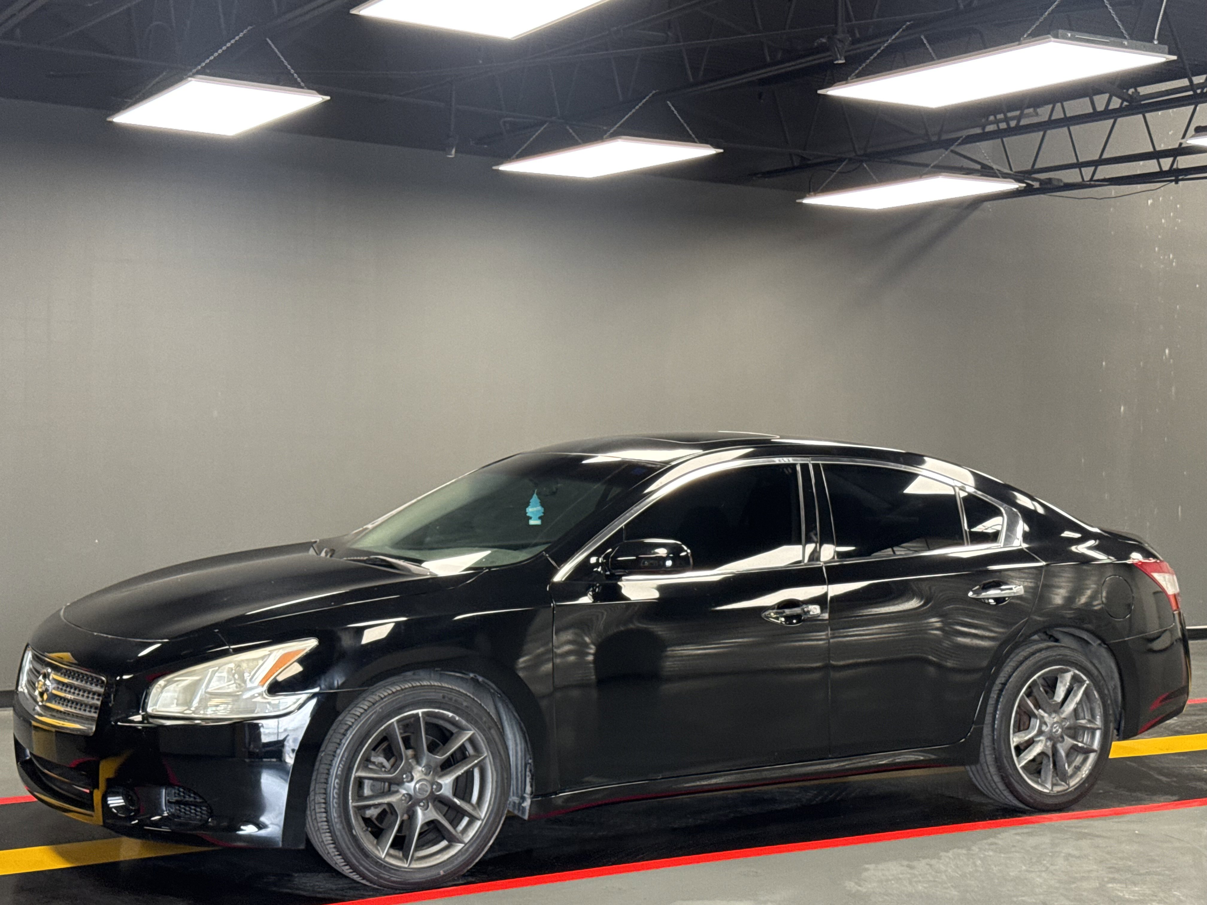 Used 2010 Nissan Maxima 3.5 S image 1