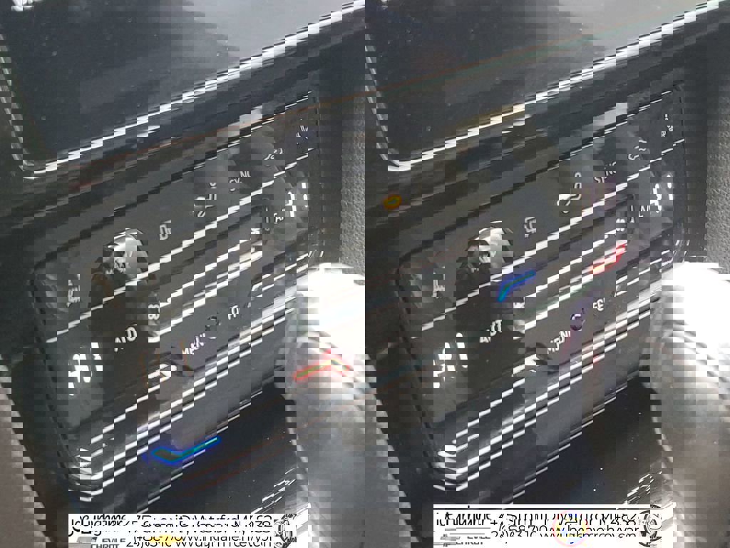 Used 2021 Volkswagen Arteon SE image 19