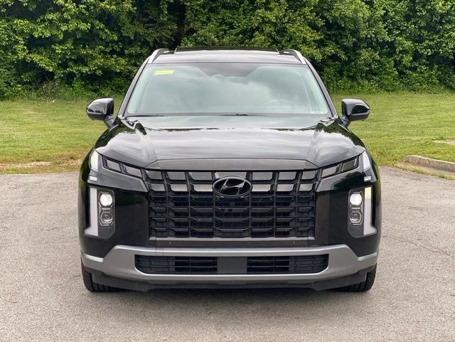 Used 2024 Hyundai Palisade Limited AWD/4WD image 2