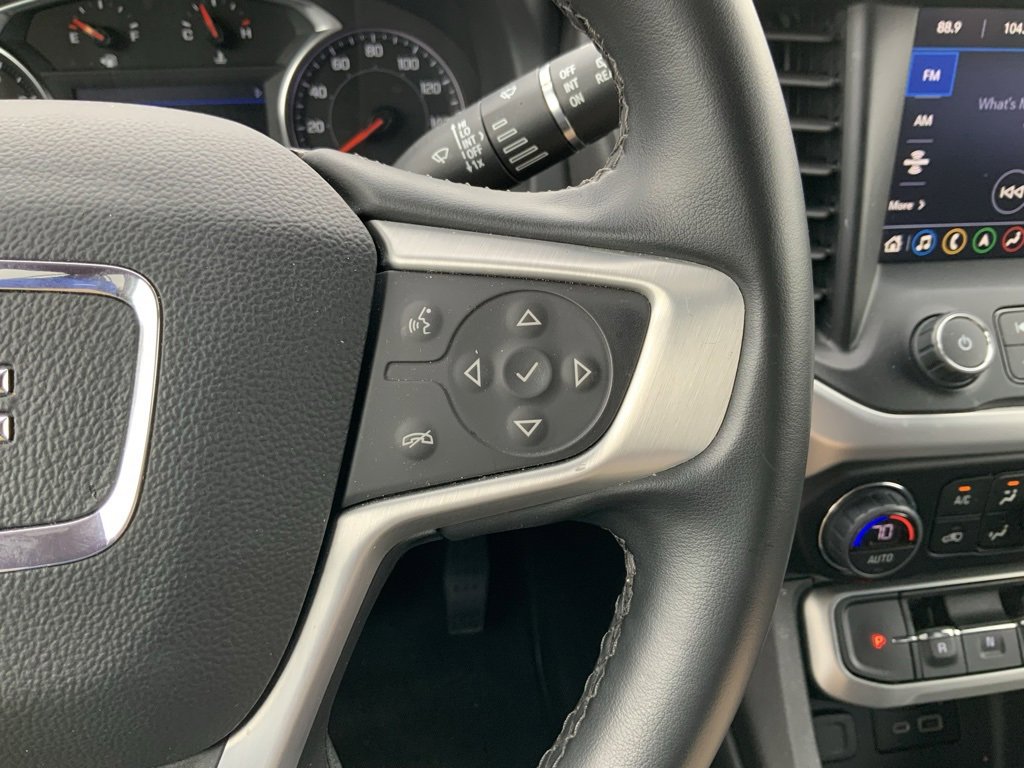 Used 2023 GMC Acadia SLT image 34