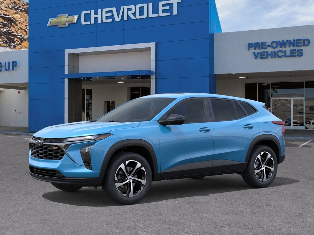 New 2026 Chevrolet Trax RS w/ Sunroof Package FWD image 2