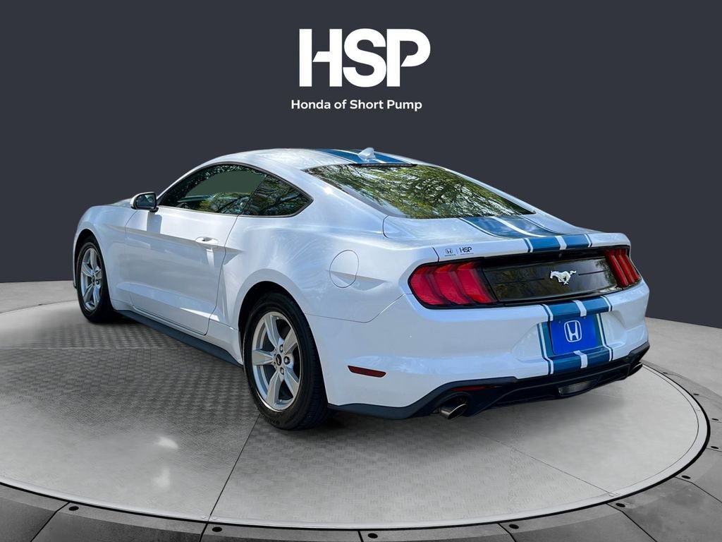 Used 2020 Ford Mustang Coupe image 3