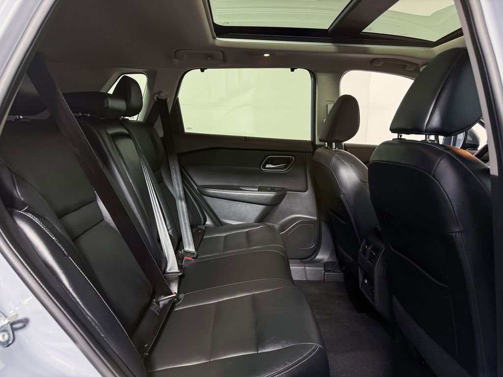 Certified 2021 Nissan Rogue SL w/ Premium Package AWD/4WD image 37