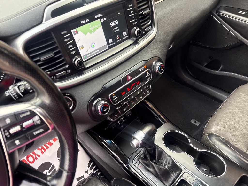 Used 2019 Kia Sorento SX AWD/4WD image 17
