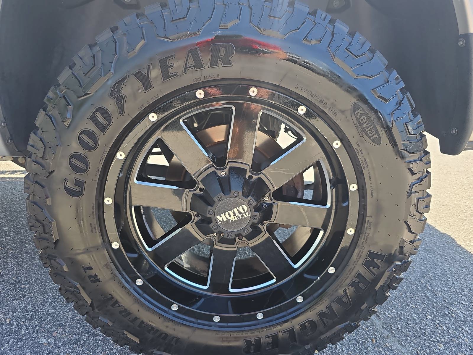 Used 2017 RAM 1500 Express RWD image 32