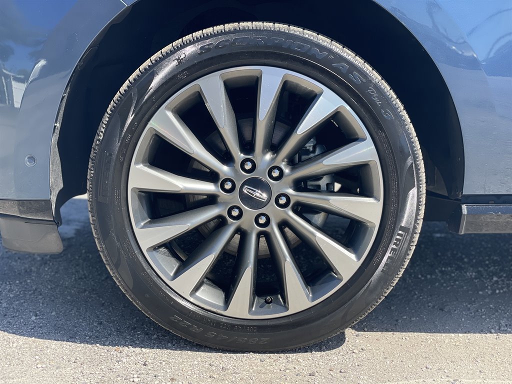 Used 2018 Lincoln Navigator L Select w/ Technology Package RWD image 41