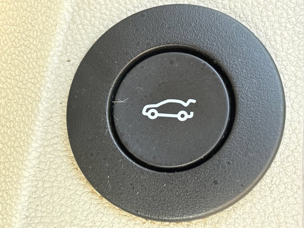 Used 2017 Buick LaCrosse Premium w/ Sun and Shade Package FWD image 28
