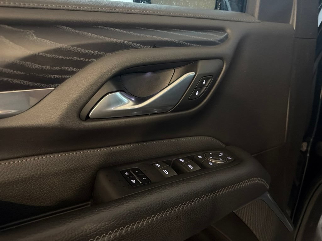 Used 2022 GMC Yukon Denali AWD/4WD image 27
