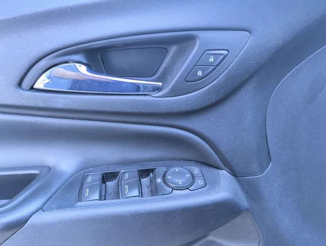Used 2020 Chevrolet Equinox LT FWD image 16