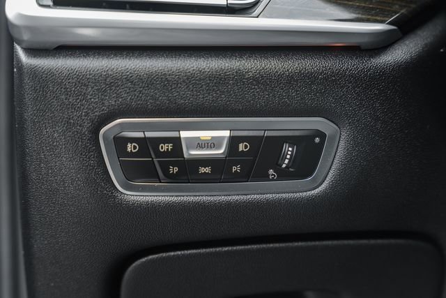 Used 2020 BMW X7 xDrive40i w/ Cold Weather Package image 47