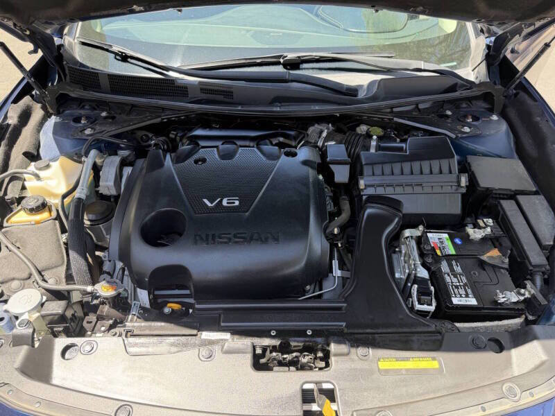 Used 2017 Nissan Maxima 3.5 SL FWD image 17