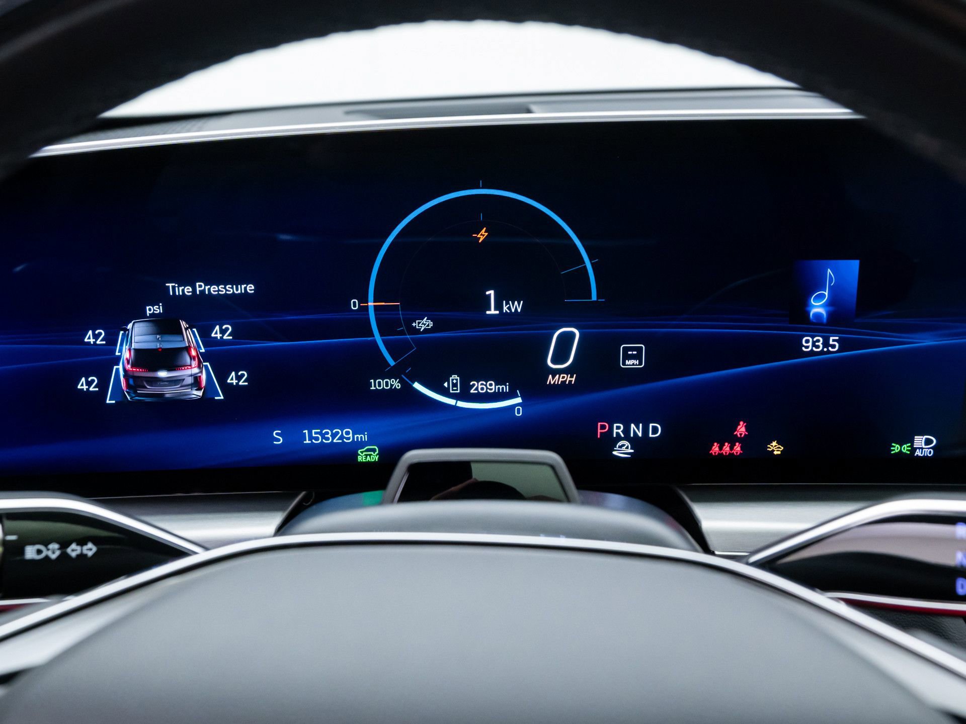 Used 2024 Cadillac Lyriq Sport image 24