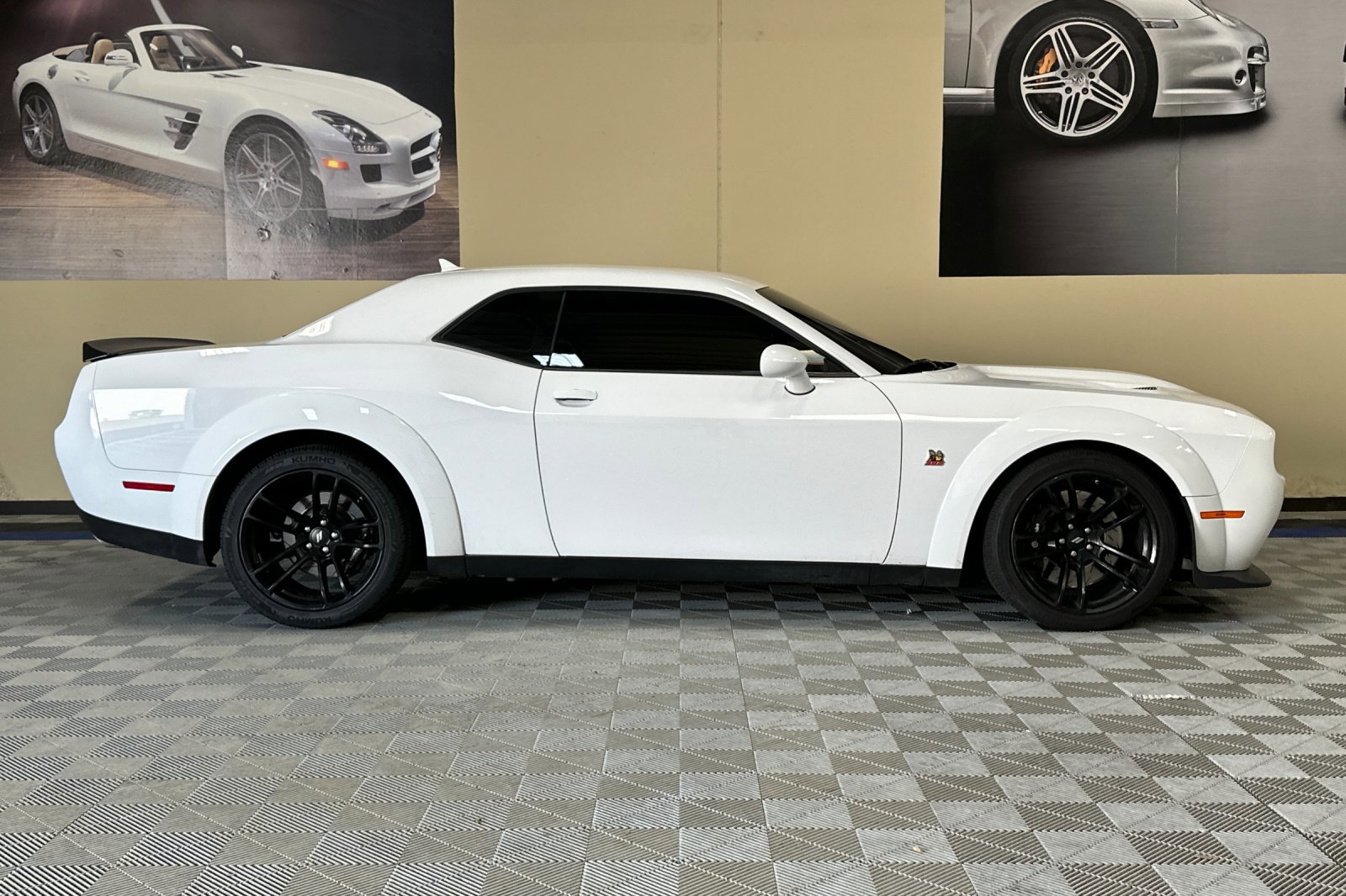 Used 2020 Dodge Challenger R/T Scat Pack image 3