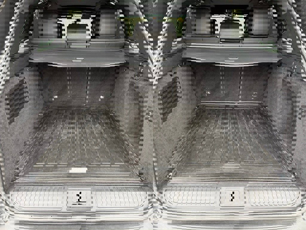 Used 2021 Land Rover Range Rover Sport HSE Silver Edition image 37