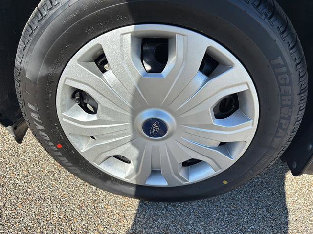 Used 2023 Ford Transit Connect XLT image 9