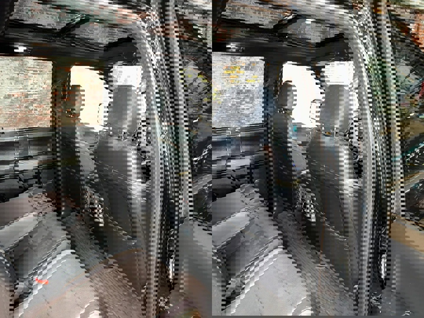 Used 2018 Ford F150 Raptor w/ Equipment Group 802A Luxury image 89